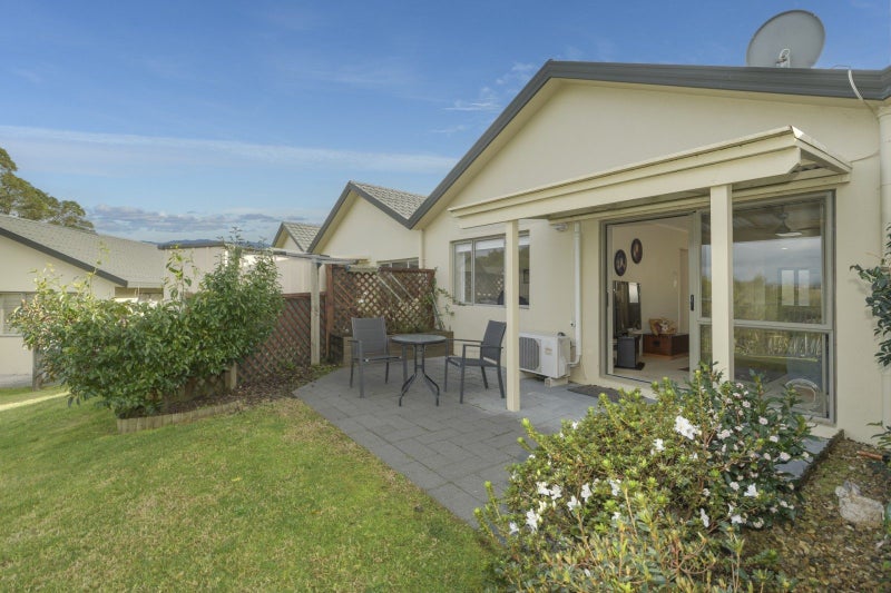 8/41 Manchester Way, Judea, Tauranga - Carousel 1