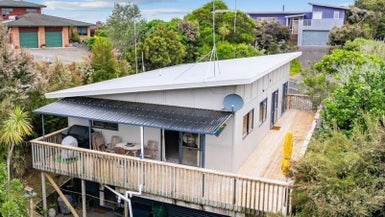 12 Greenview Drive, Mangawhai Heads, Mangawhai - Carousel 1