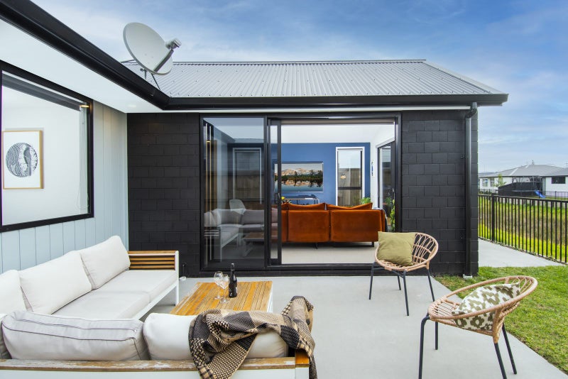 11 Tangaroa Place, Poike, Tauranga - Carousel 2