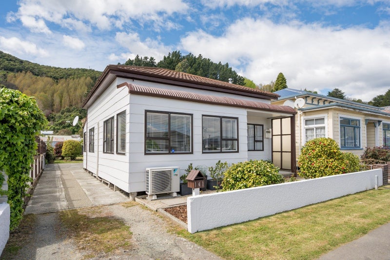141 Milton Street, The Wood, Nelson - Carousel 2
