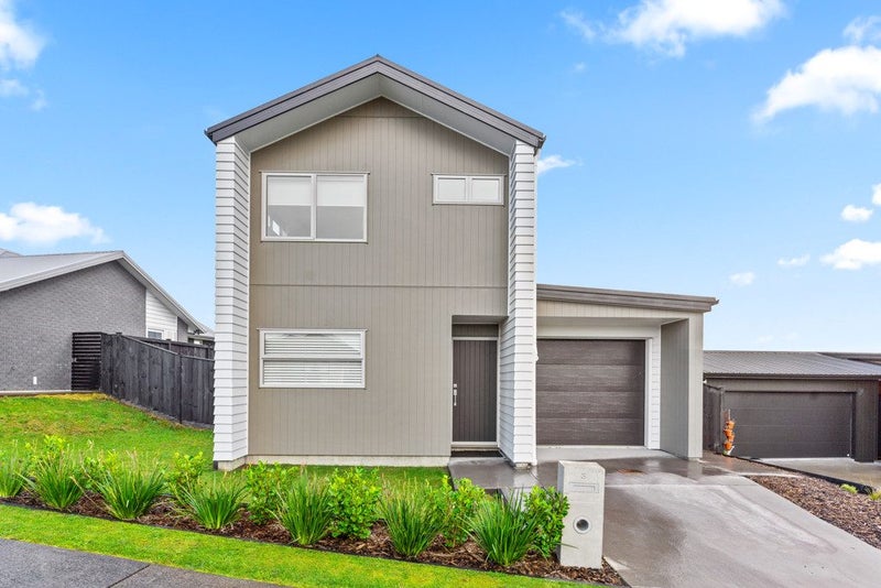 3 Garth Ross Lane, Karaka, Papakura - Carousel 1