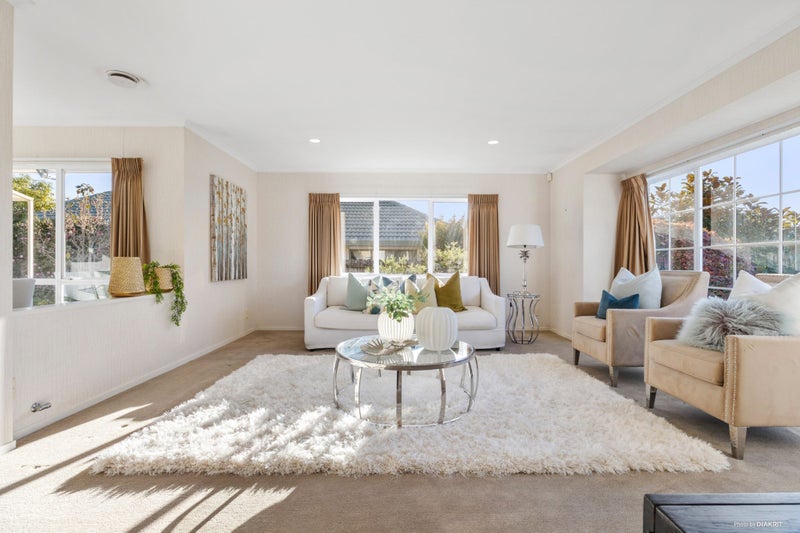 21 Casabella Court, Northpark, Auckland - Carousel 2