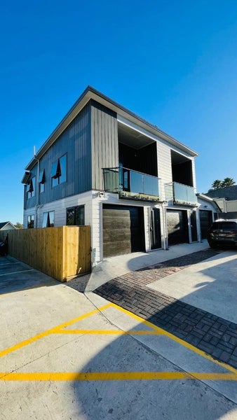 3/243 Mount Albert Road, Wesley, Auckland - Carousel 2