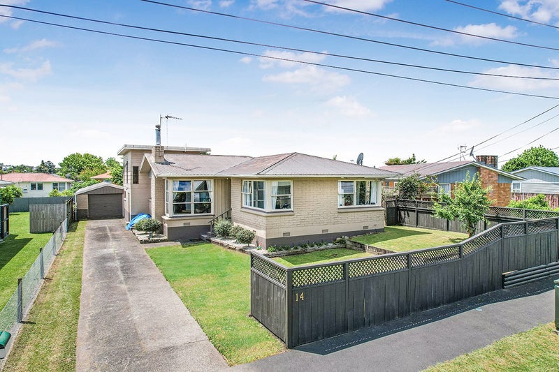 14 Larnach Street, St Andrews, Hamilton - Carousel 1