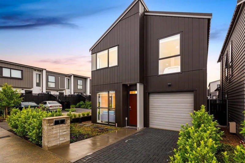 9 Jagoda Road, Westgate, Auckland - Carousel 1