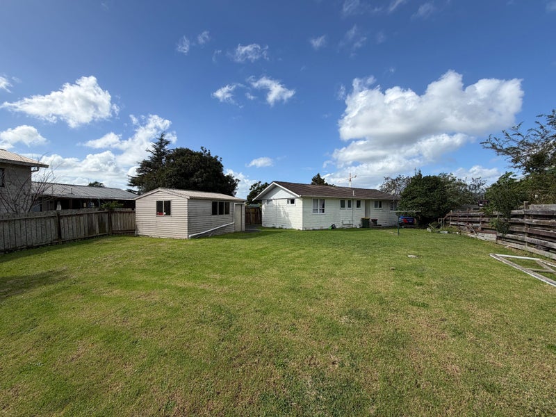 45 Greenhaven Avenue, Opaheke, Papakura - Carousel 13