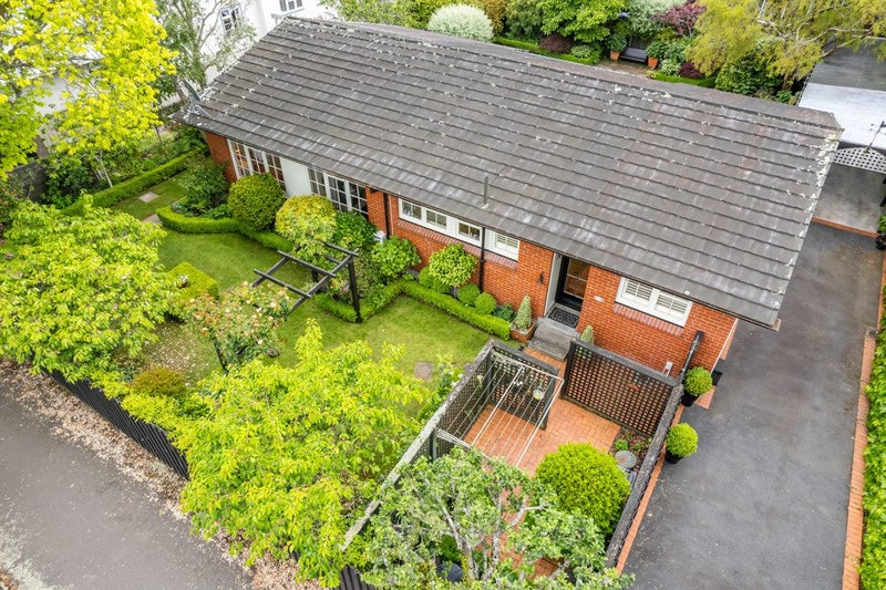 423 Fergusson Drive, Heretaunga, Upper Hutt - Carousel 2