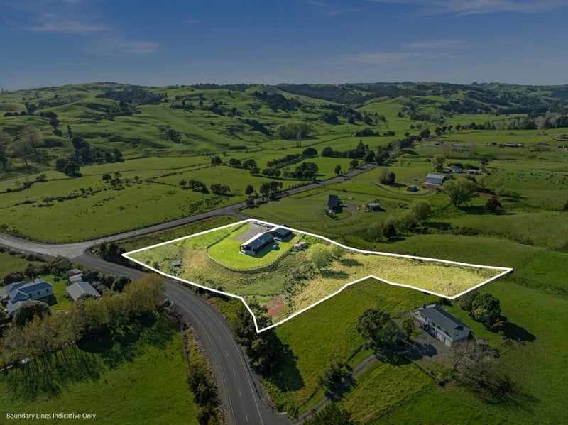 8 Paparoa Road, Whangarei - Carousel 1