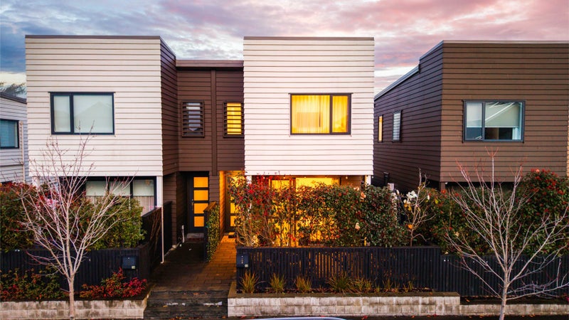 12 Autumn Blaze Street, Hobsonville, Auckland - Carousel 1