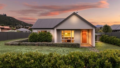 9 Marbleleaf Lane, Albert Town, Wanaka - Carousel 1