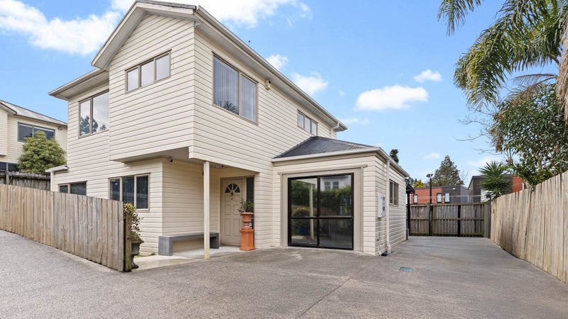 70C Alfriston Road, Manurewa East, Auckland - Carousel 1