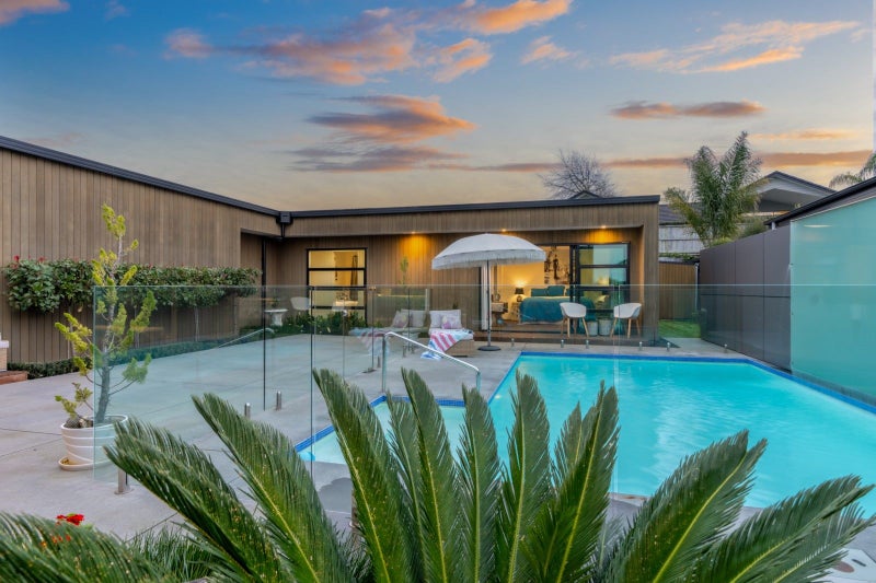 31 Meadowfield Street, Flagstaff, Hamilton - Carousel 2