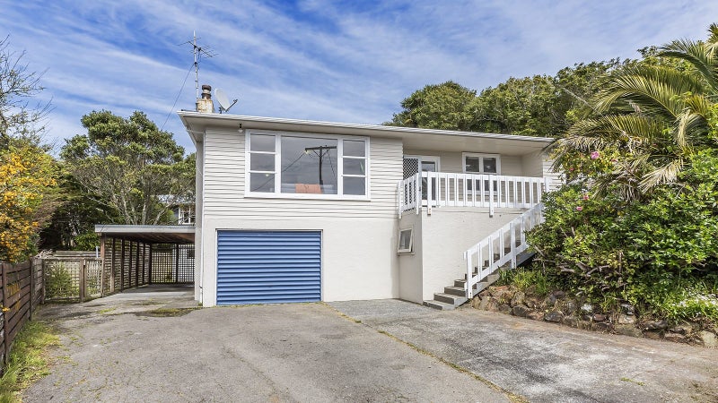 59 Frankmoore Avenue, Johnsonville, Wellington - Carousel 1