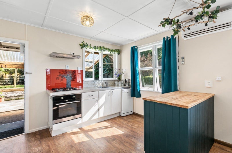 36 Waverley Street, Waipawa, Waipawa - Carousel 2