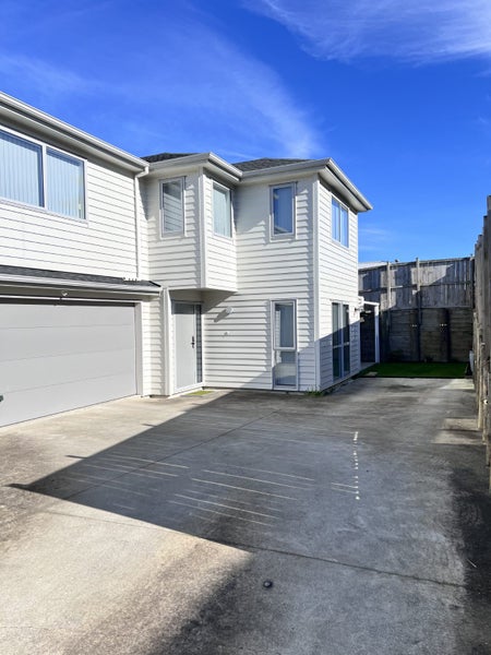 19A Minaret Drive, Bucklands Beach, Auckland - Carousel 2