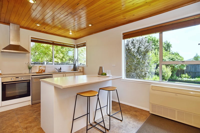 14 Tralee Place, Bishopdale, Christchurch - Carousel 2