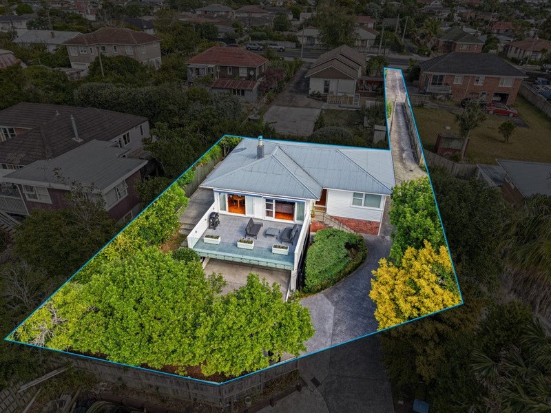 9A Matata Street, Blockhouse Bay, Auckland - Carousel 2