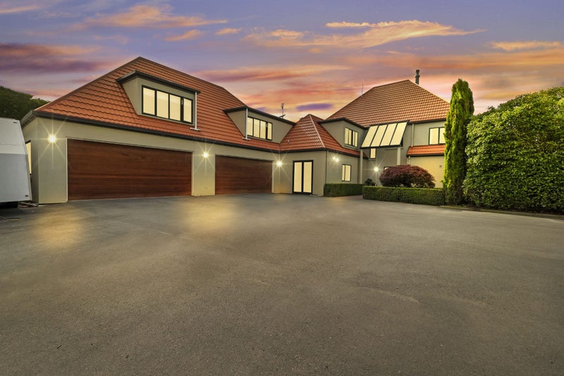 1217 Hoskyns Road, Christchurch - Carousel 1