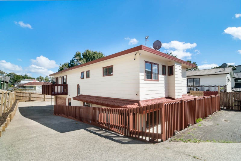 9A Albrecht Avenue, Mount Roskill, Auckland - Carousel 2