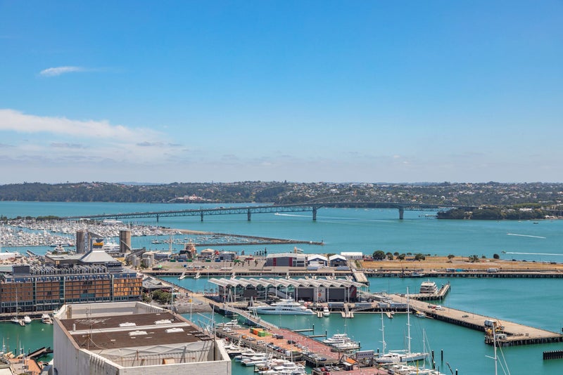 2703/8 Albert Street, Auckland Central, Auckland - Carousel 2