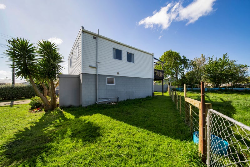 31 Grey Street, Normanby, Hawera - Carousel 2