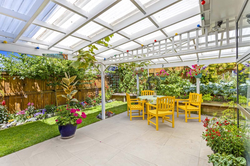 9 Frank Newton Road, Swanson, Auckland - Carousel 2