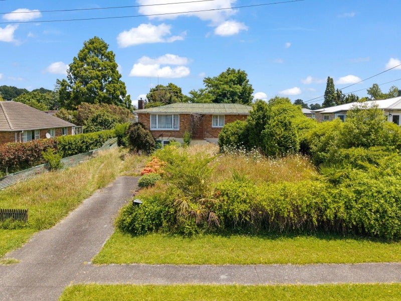 33 Charles Crescent, Putaruru - Carousel 1