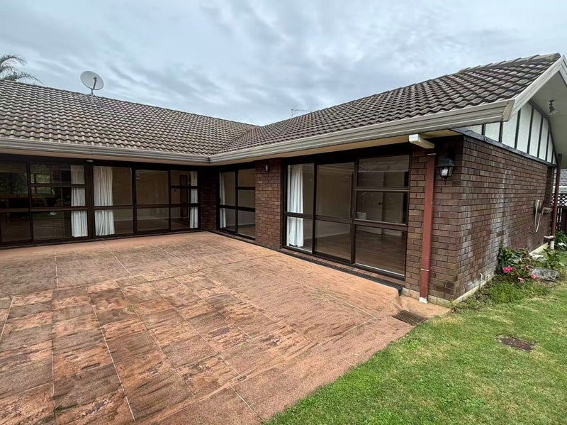 7 Millhouse Drive, Northpark, Auckland - Carousel 30