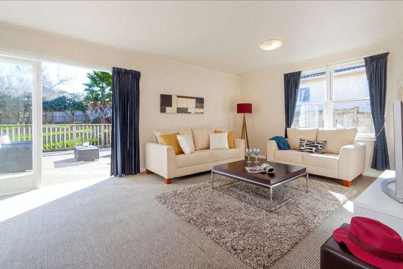 7 Line Road, Glen Innes, Auckland - Carousel 2