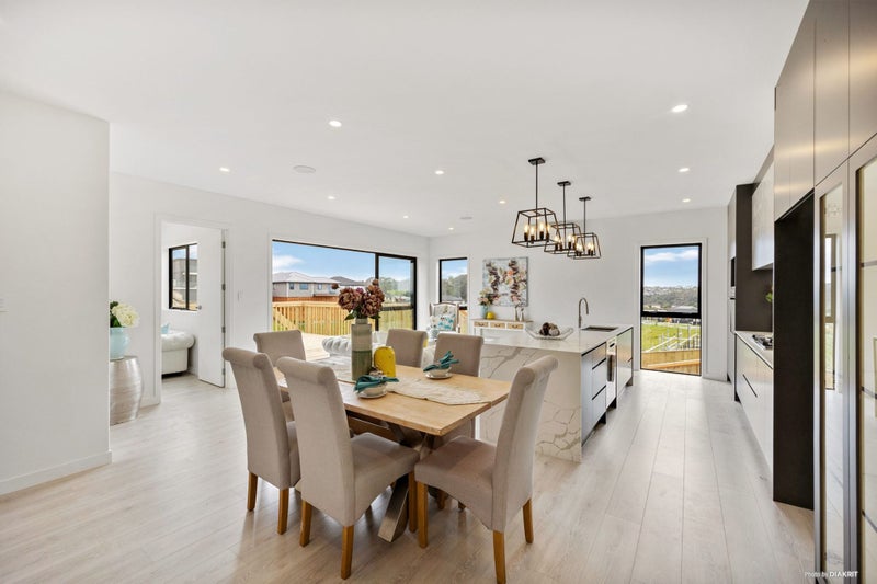 7 Crows Road, Swanson, Auckland - Carousel 2