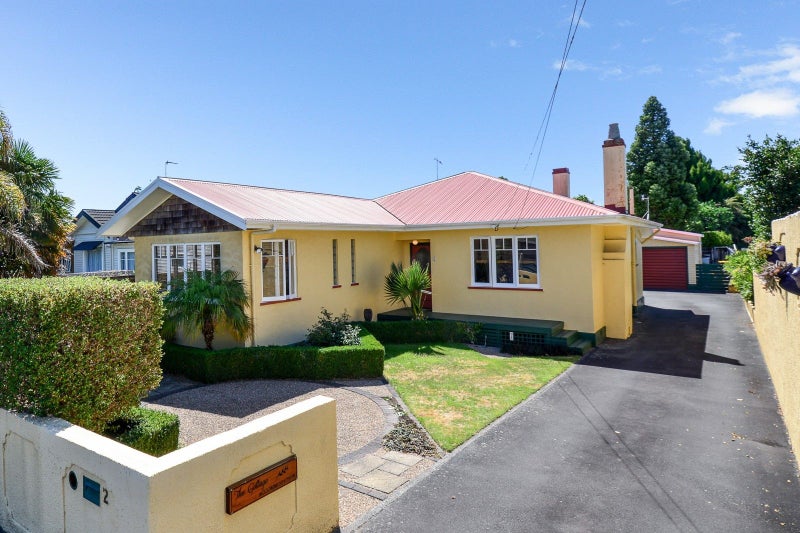 2 St Olpherts Avenue, Hamilton East, Hamilton - Carousel 1