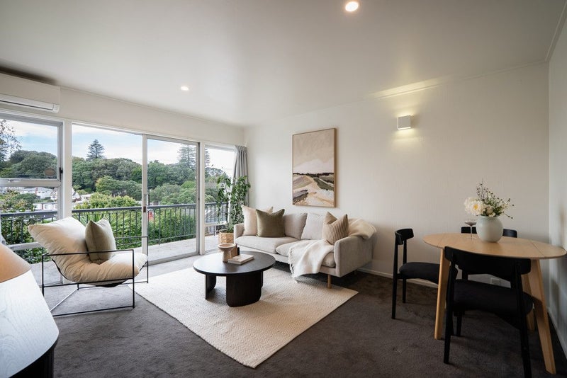 4/0 Hillsborough Road, Mount Roskill, Auckland - Carousel 1