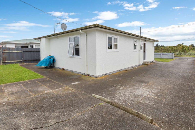 40 Titoki Street, Castlecliff, Whanganui - Carousel 2