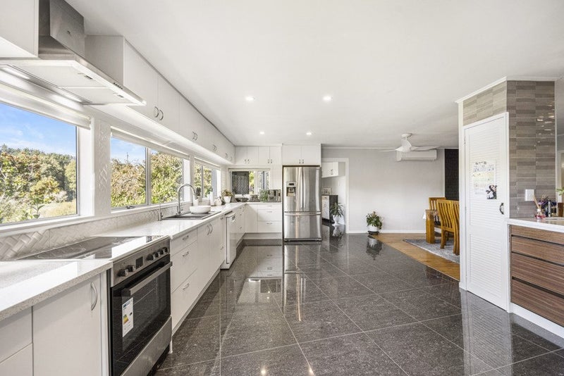 1616 Ararimu Road, Papakura - Carousel 2