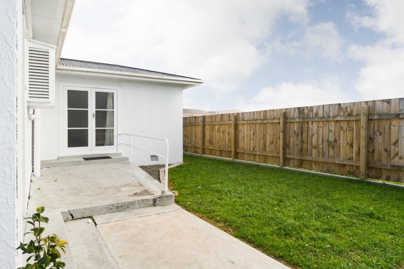 401 Tremaine Avenue, Takaro, Palmerston North - Carousel 21