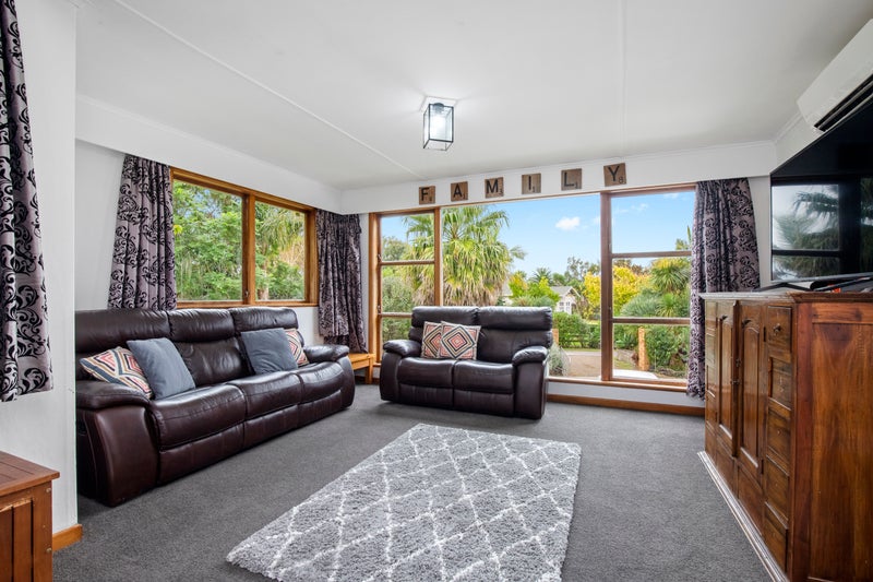 81 Colombo Road, Waiuku, Waiuku - Carousel 2