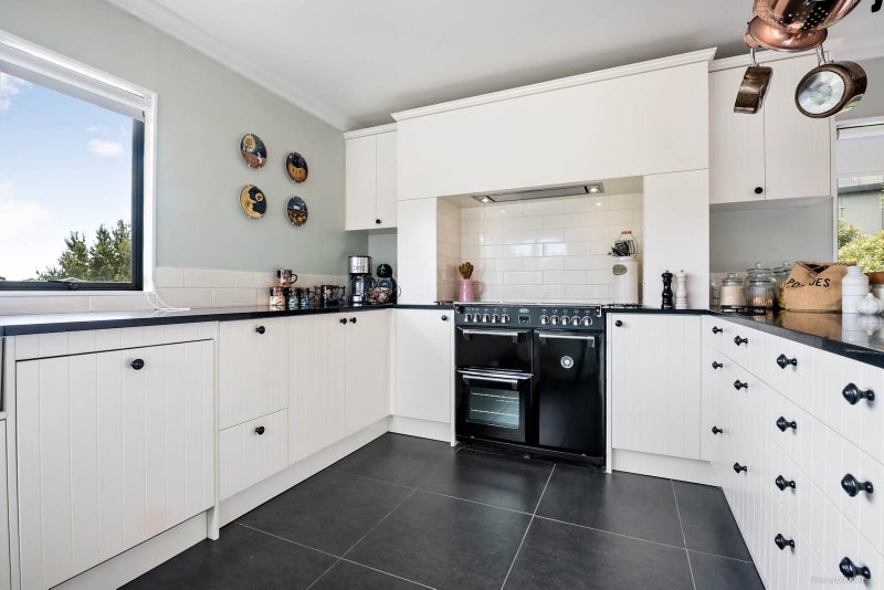 19 Coastal Heights, Stillwater, Silverdale - Carousel 2