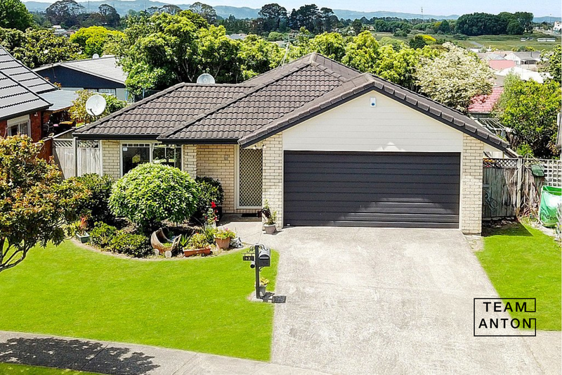 52 Stellata Court, Randwick Park, Auckland - Carousel 1