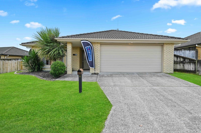 6 Locksley Lane, Hamilton East, Hamilton - Carousel 2