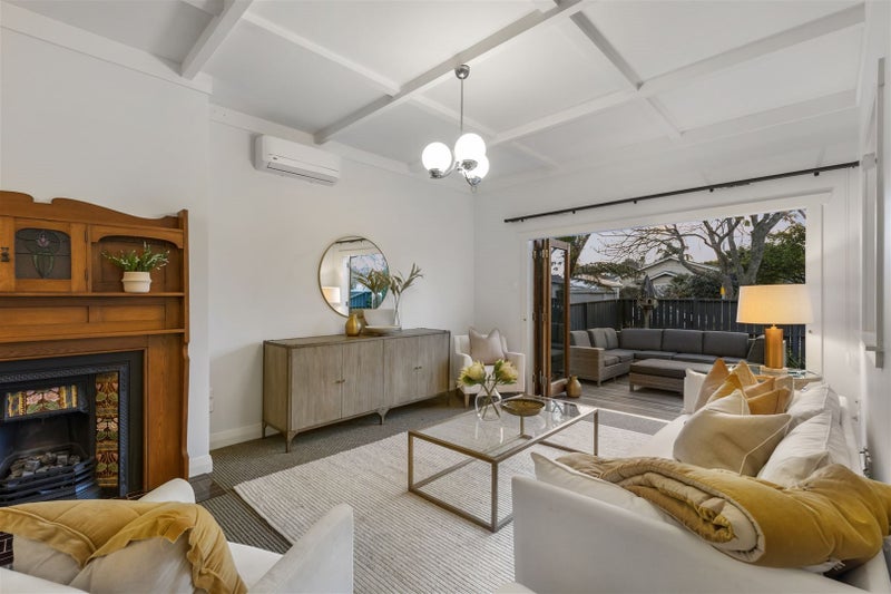 8 Huntingtree Avenue, Sandringham, Auckland - Carousel 2