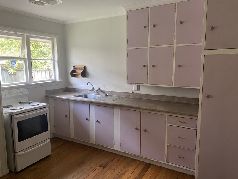 1/26 Tawa Street, Eastbourne, Lower Hutt - Carousel 2