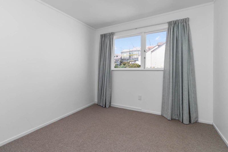 14/8 Hamilton Road, Herne Bay, Auckland - Carousel 11