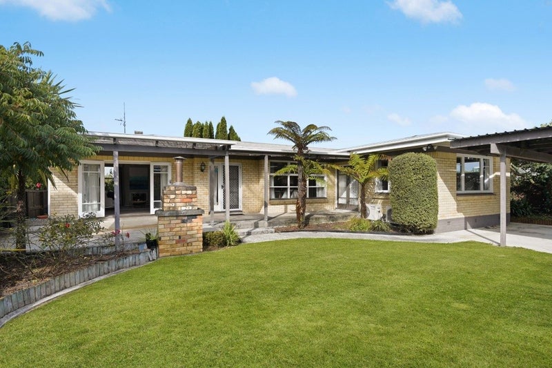 18 Saint Pauls Road, Chartwell, Hamilton - Carousel 1