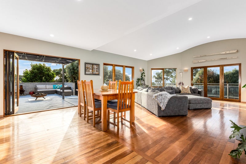 13 Haunui Road, Pukerua Bay, Porirua - Carousel 2