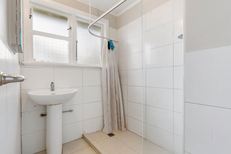 96 Franklyne Road, Otara, Auckland - Carousel 9