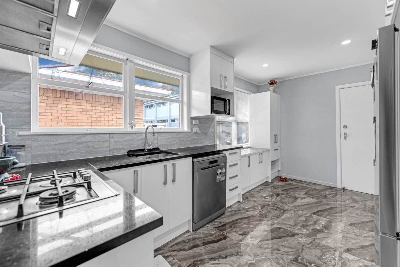 4/32 Wallace Road, Papatoetoe, Auckland - Carousel 2