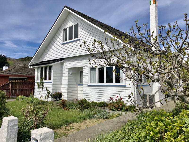 56 Grove Street, The Wood, Nelson - Carousel 1