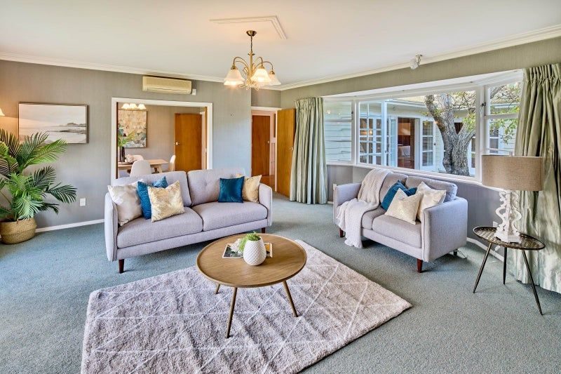 65 Queens Grove, Hutt Central, Lower Hutt - Carousel 2