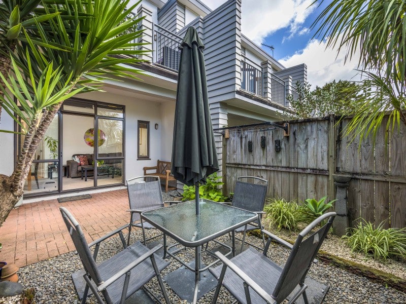 43/92 Bush Road, Albany, Auckland - Carousel 1