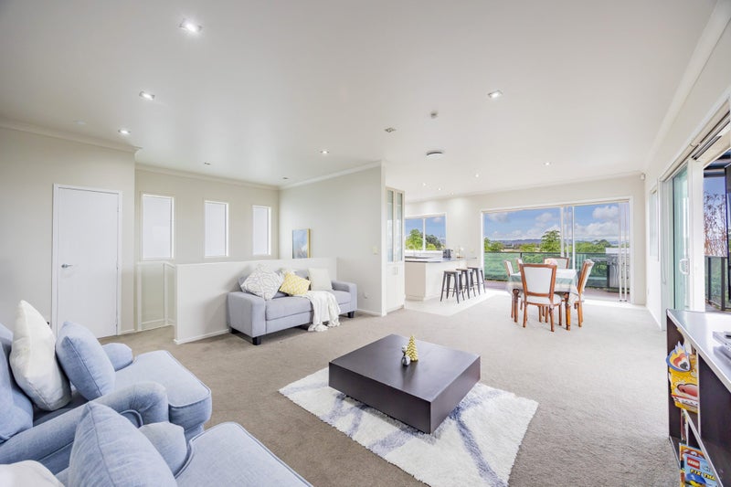 31 Bannings Way, Hobsonville, Auckland - Carousel 2